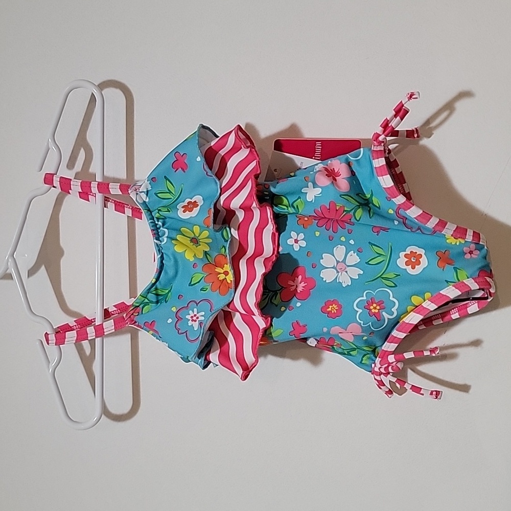 NWT onepiece floral bathingsuit
